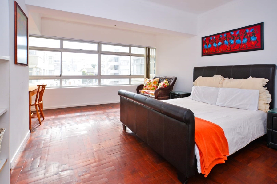 To Let 2 Bedroom Property for Rent in Sea Point Western Cape